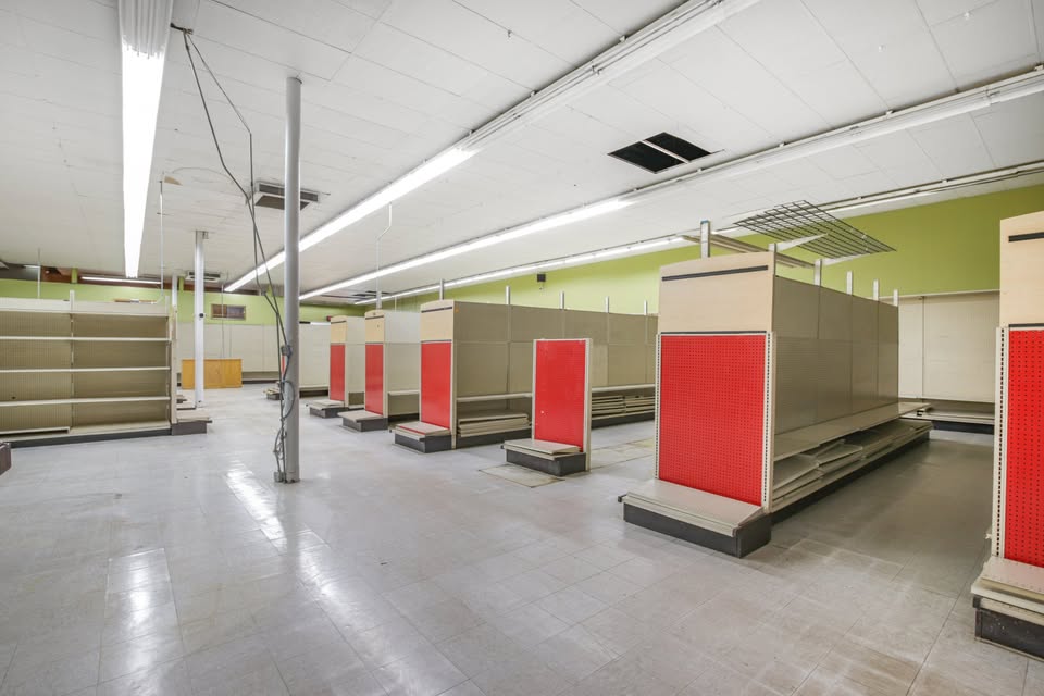 Retail Space Available in St Cloud