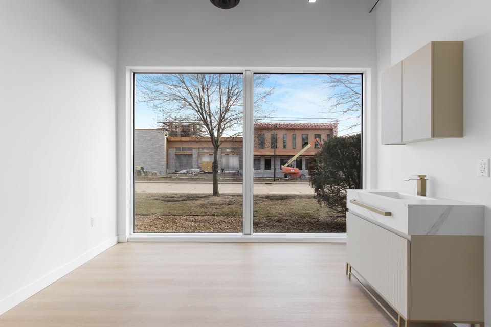 Salon & Med Spa Suites in Edina