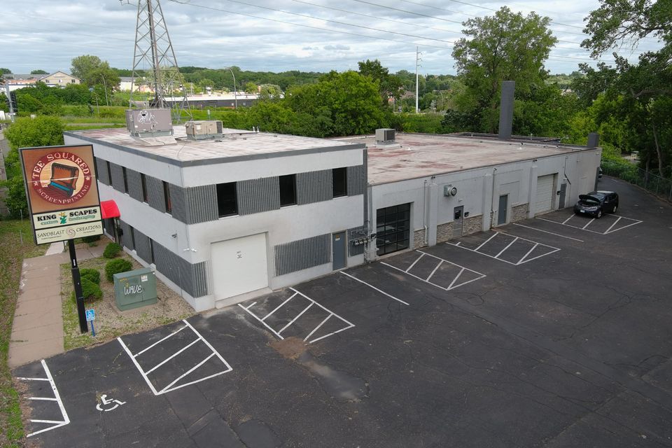 Small Bay Industrial For Sale Minneapolis, MN