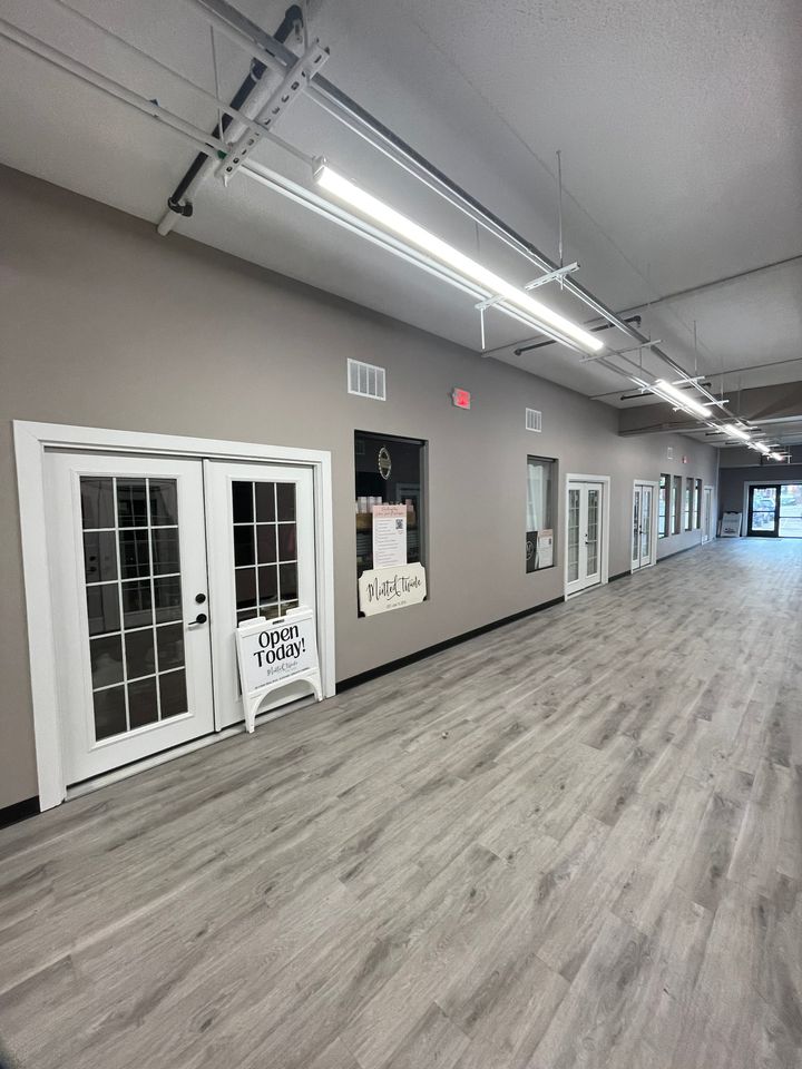 Retail Storefronts in Princeton Mall