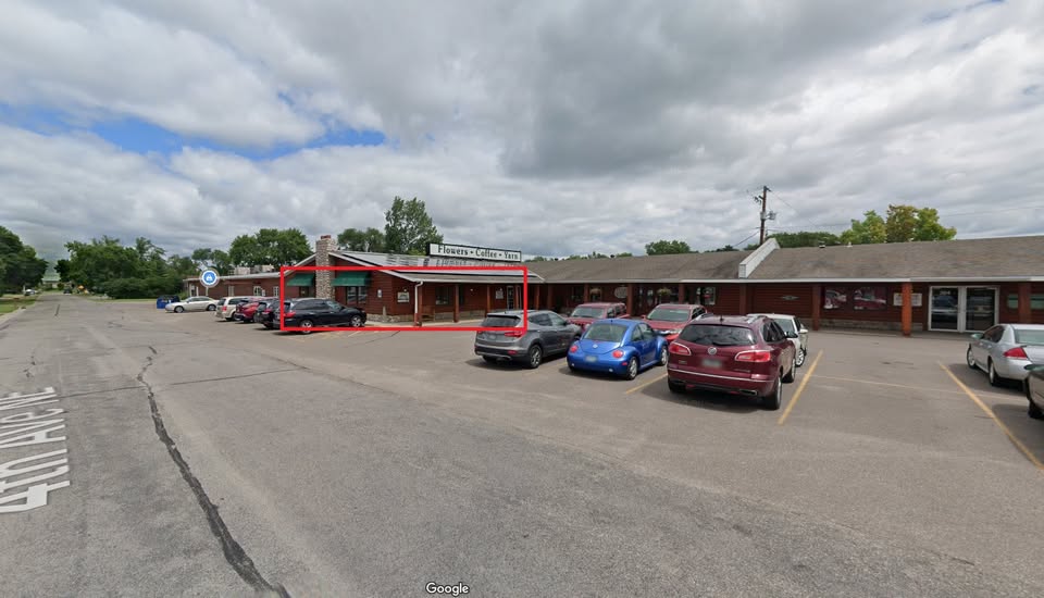 Retail Storefront at DanTree Court. Across the street from Target Crossroads Center.