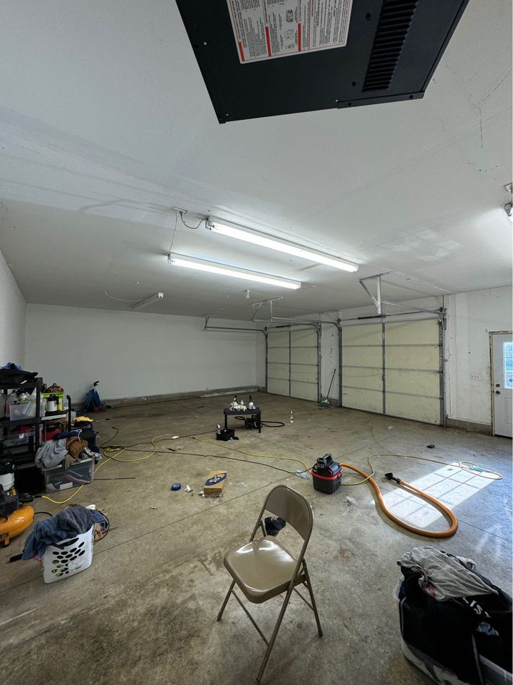 900 SQF heated warehouse space in Faribault