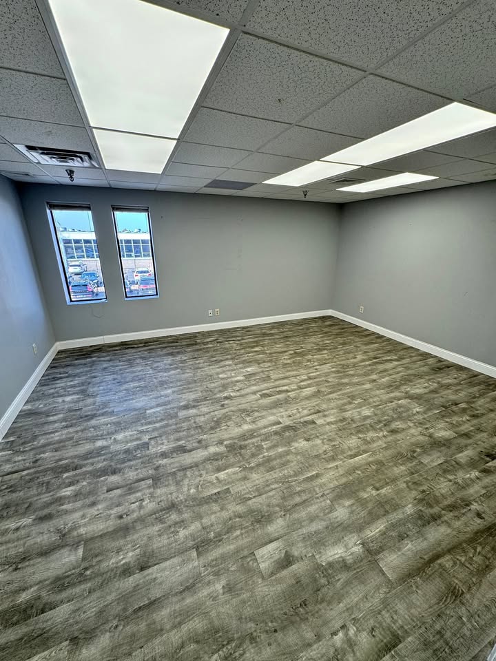 Executive Office Suites Available in St Louis Park. in St. Louis Park, MN