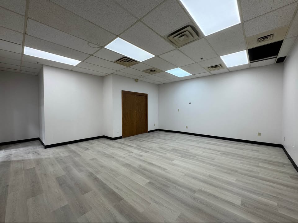 Commercial Warehouse/Storage Spaces for Lease