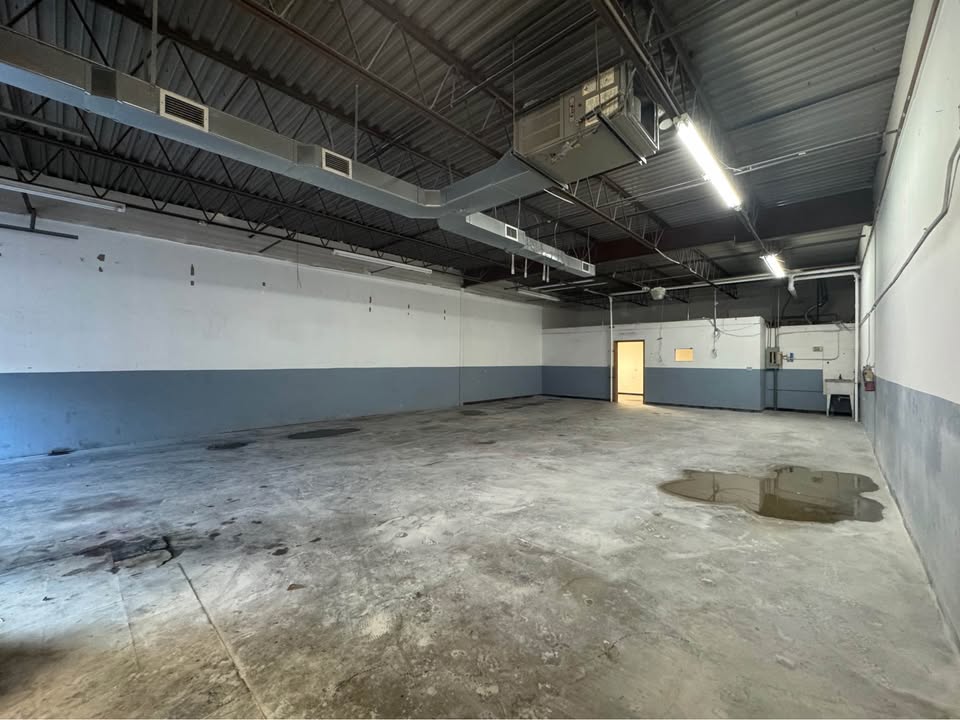 Commercial Warehouse/Storage Spaces for Lease Unit 29