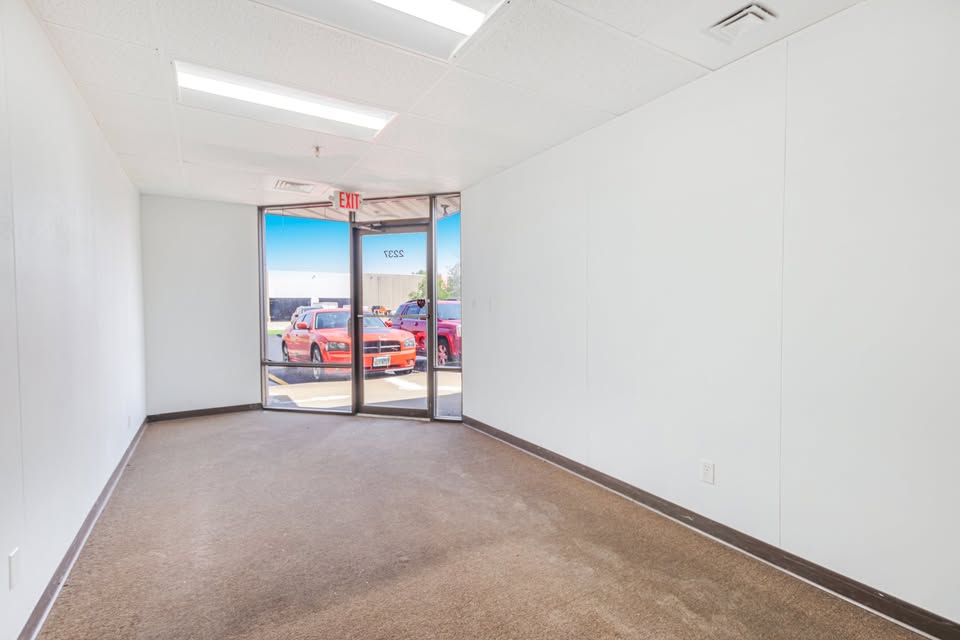 Industrial/Flex/Storage Space for Lease