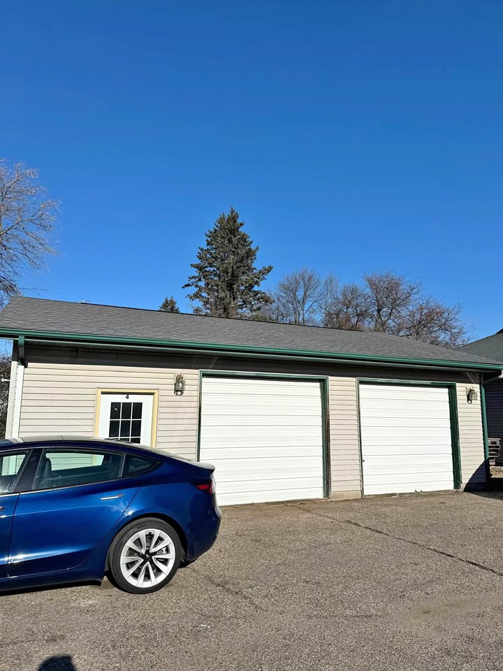 900 SQF heated warehouse space in Faribault in Faribault, MN