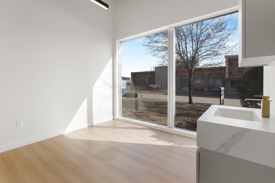 Salon & Med Spa Suites in Edina