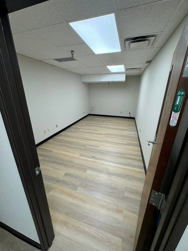 Executive Office Suites in St. Cloud - Starting at $250/month!