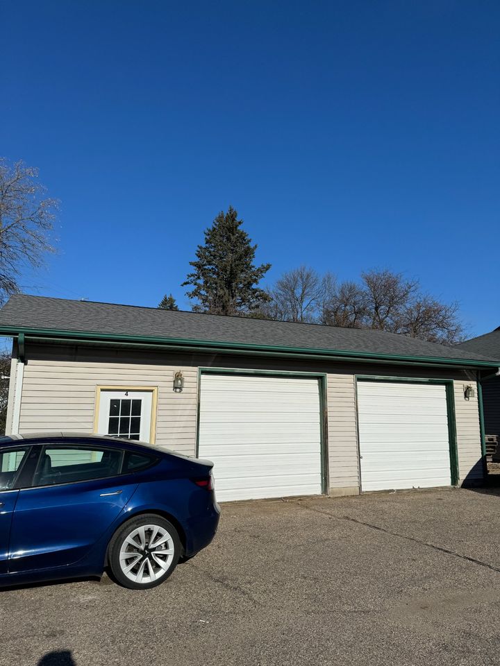 900 SQF heated warehouse space in Faribault Faribault, MN