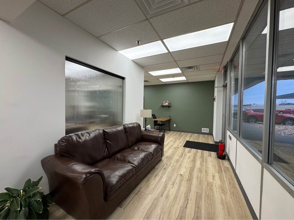 Retail/Office Space for Rent!