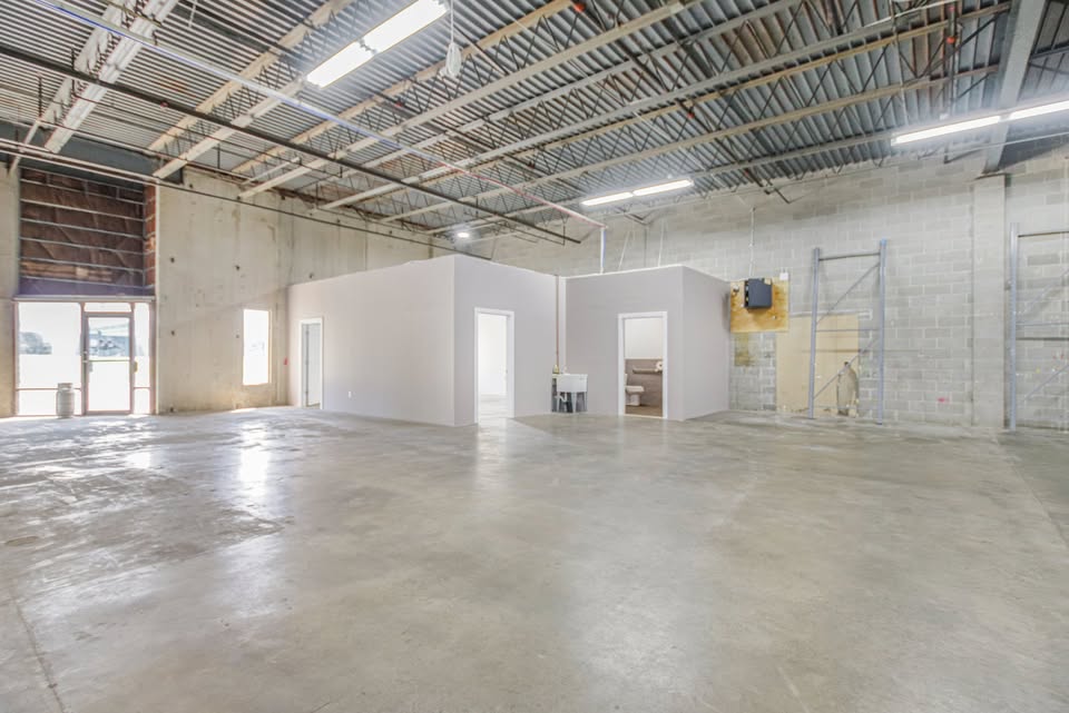 Industrial/Flex/Storage Space for Lease