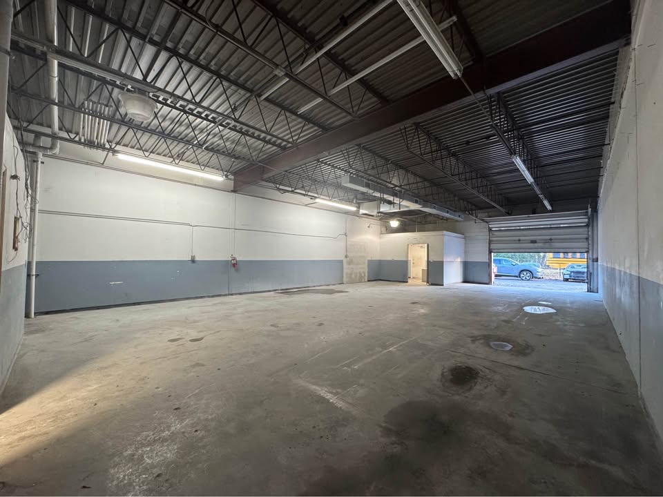 Commercial Warehouse/Storage Spaces for Lease Unit 29