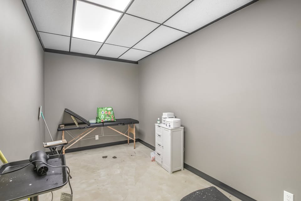 Retail Space Available in St Cloud
