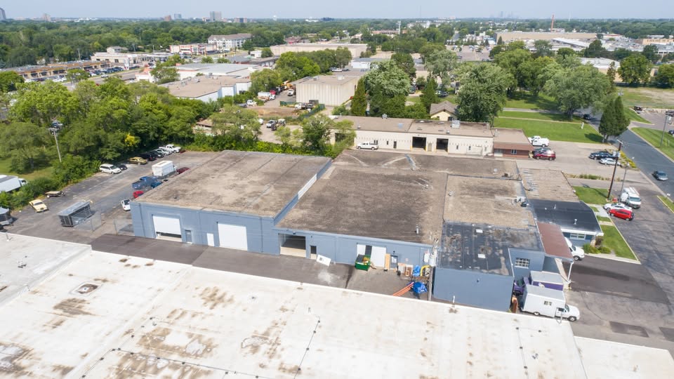 4400 sf Heated Warehouse space